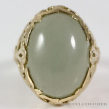 MING'S HAWAII GREEN JADE LARGE CABOCHON 14K YELLOW GOLD RING (SIZE 4.5)