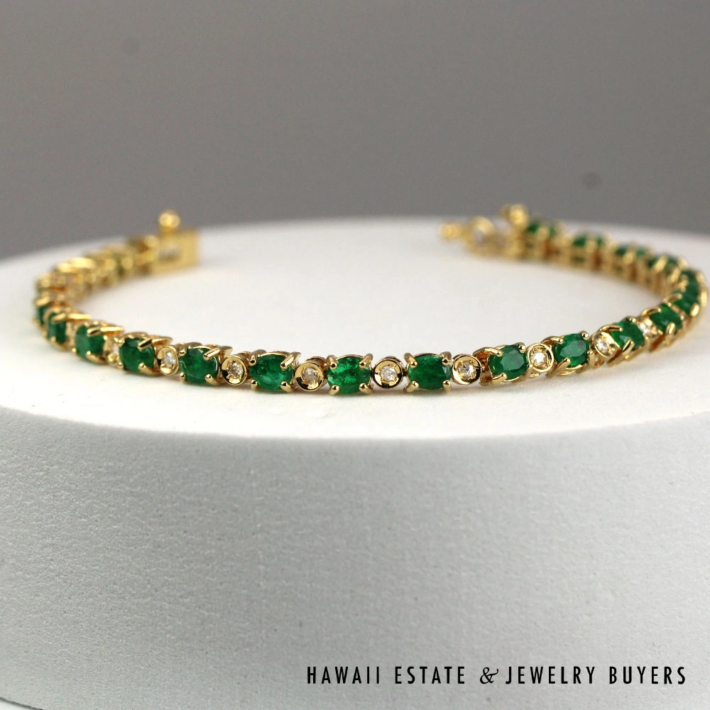 4.53ctw Emerald 0.30ctw Diamond 10.3g 18K Yellow Gold 6.5 Inch Bracelet