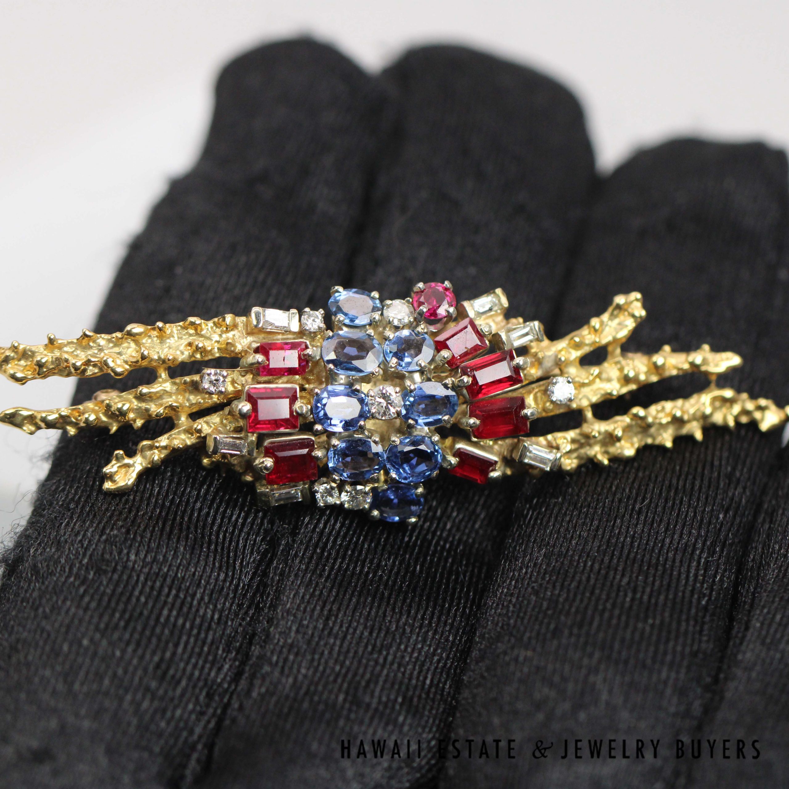 0.40ctw Diamond 0.40ctw Ruby 1.25ctw Sapphire 18k Yellow Gold Brooch 63x17mm, 11g