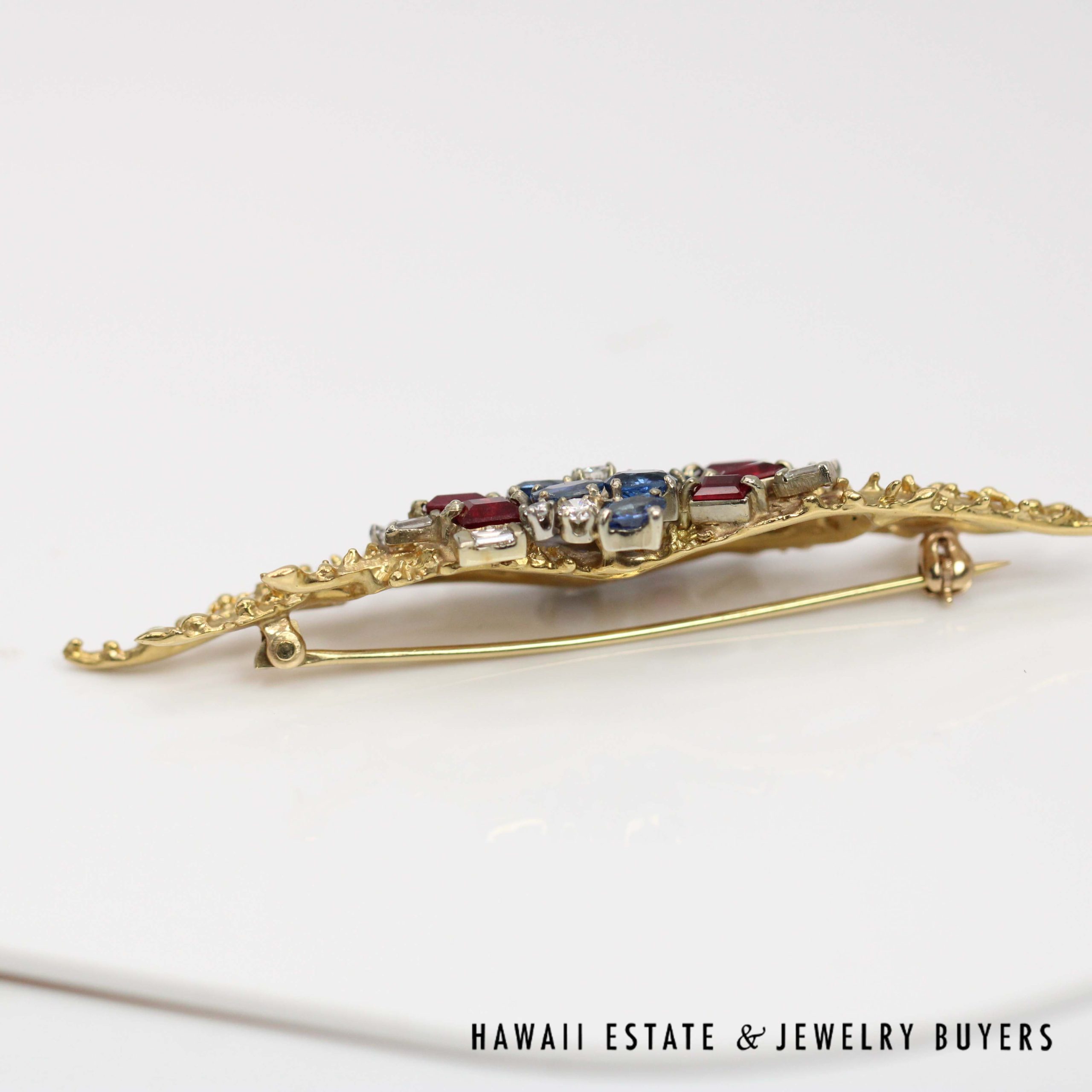 0.40ctw Diamond 0.40ctw Ruby 1.25ctw Sapphire 18k Yellow Gold Brooch 63x17mm, 11g - Image 4